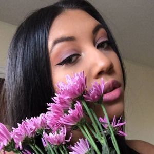 Meet your Posher, Sariah